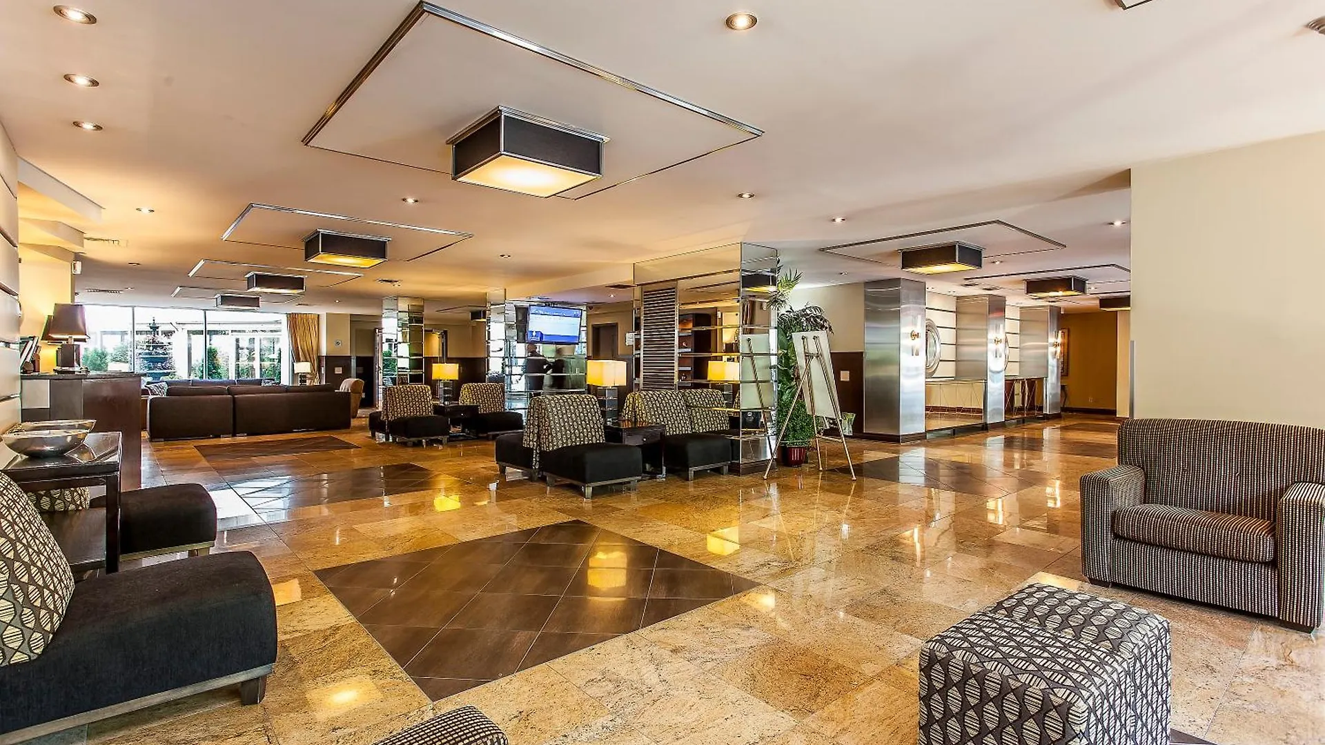 Le Nouvel Hotel Montreal