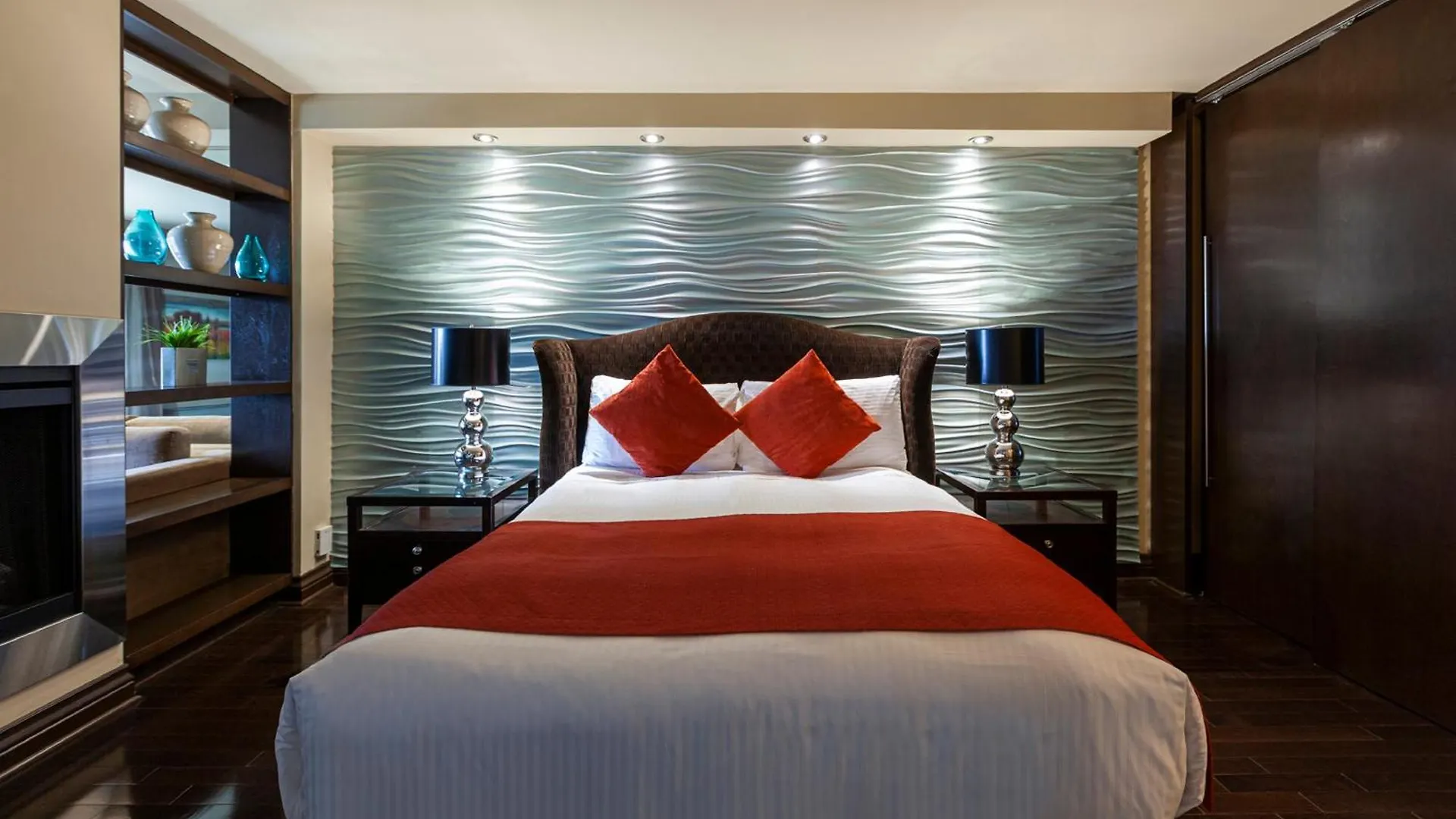Le Nouvel Hotel Montreal