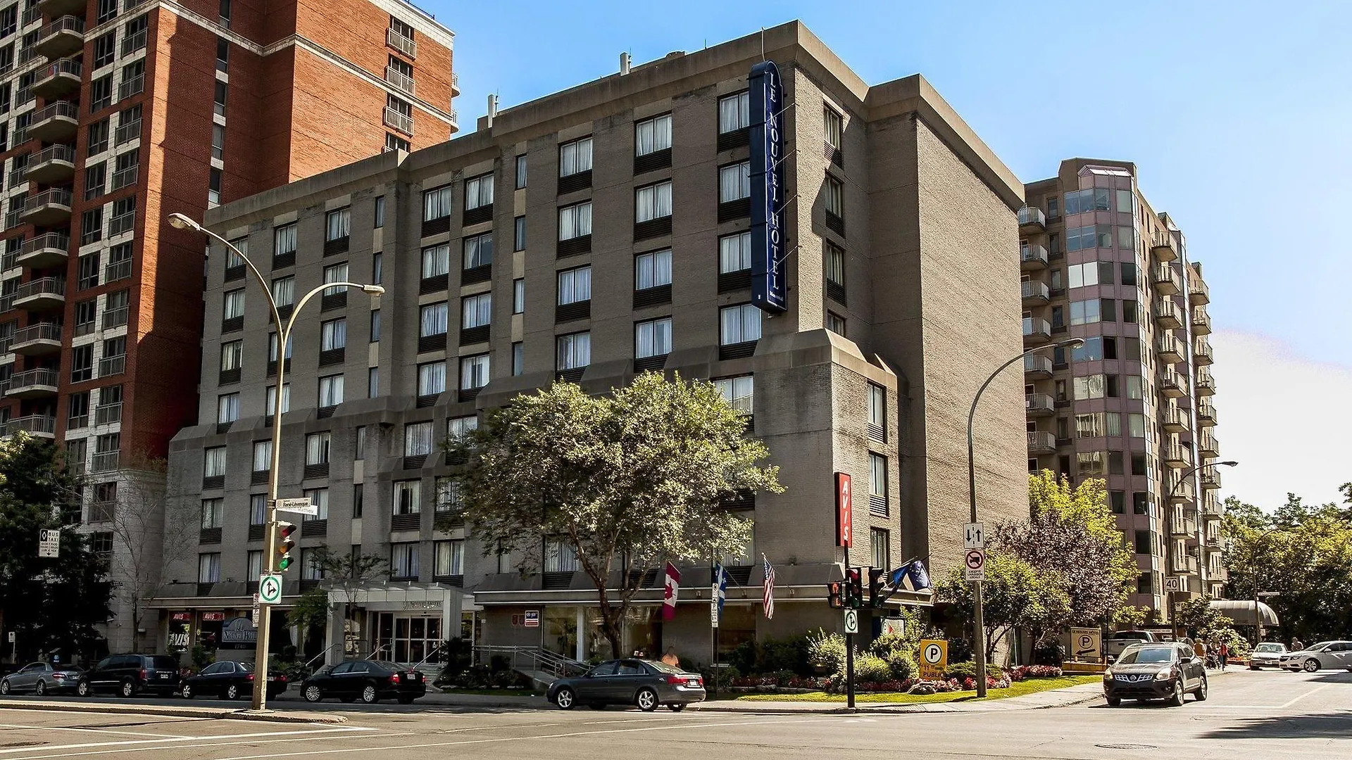 Le Nouvel Hotel contacts