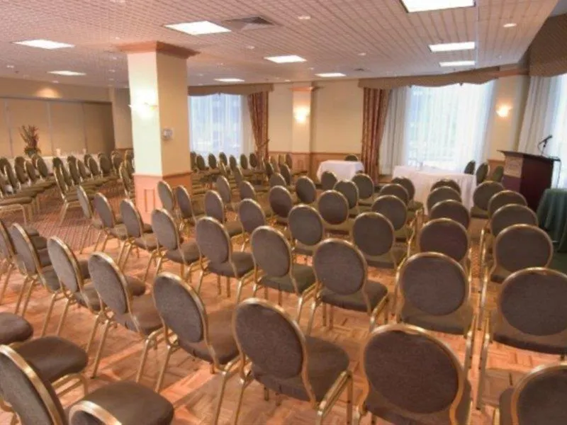 Le Nouvel Hotel Montreal